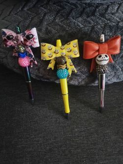 Bow pens