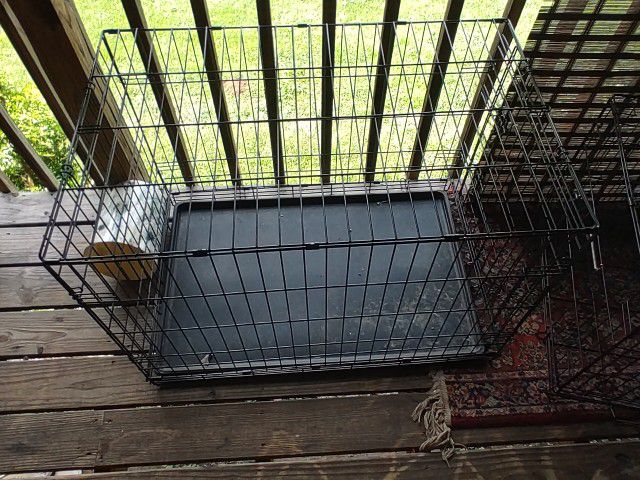 Medium cage With tray