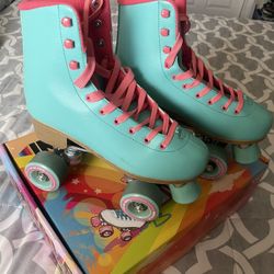 Women’s Roller Skates