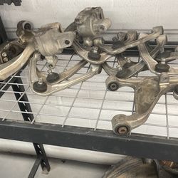 Infiniti Control Arm 