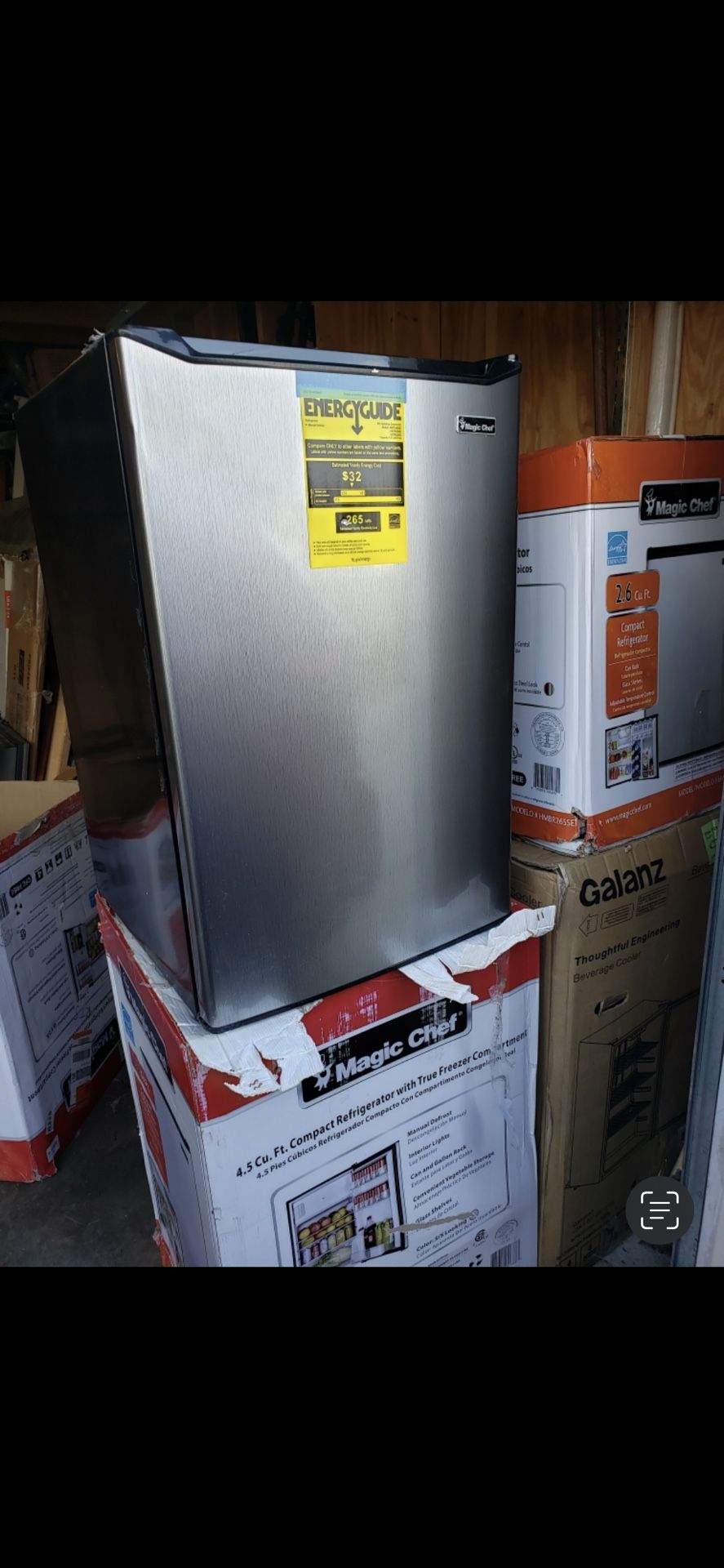 Magic chef 4.5 cu ft fridge