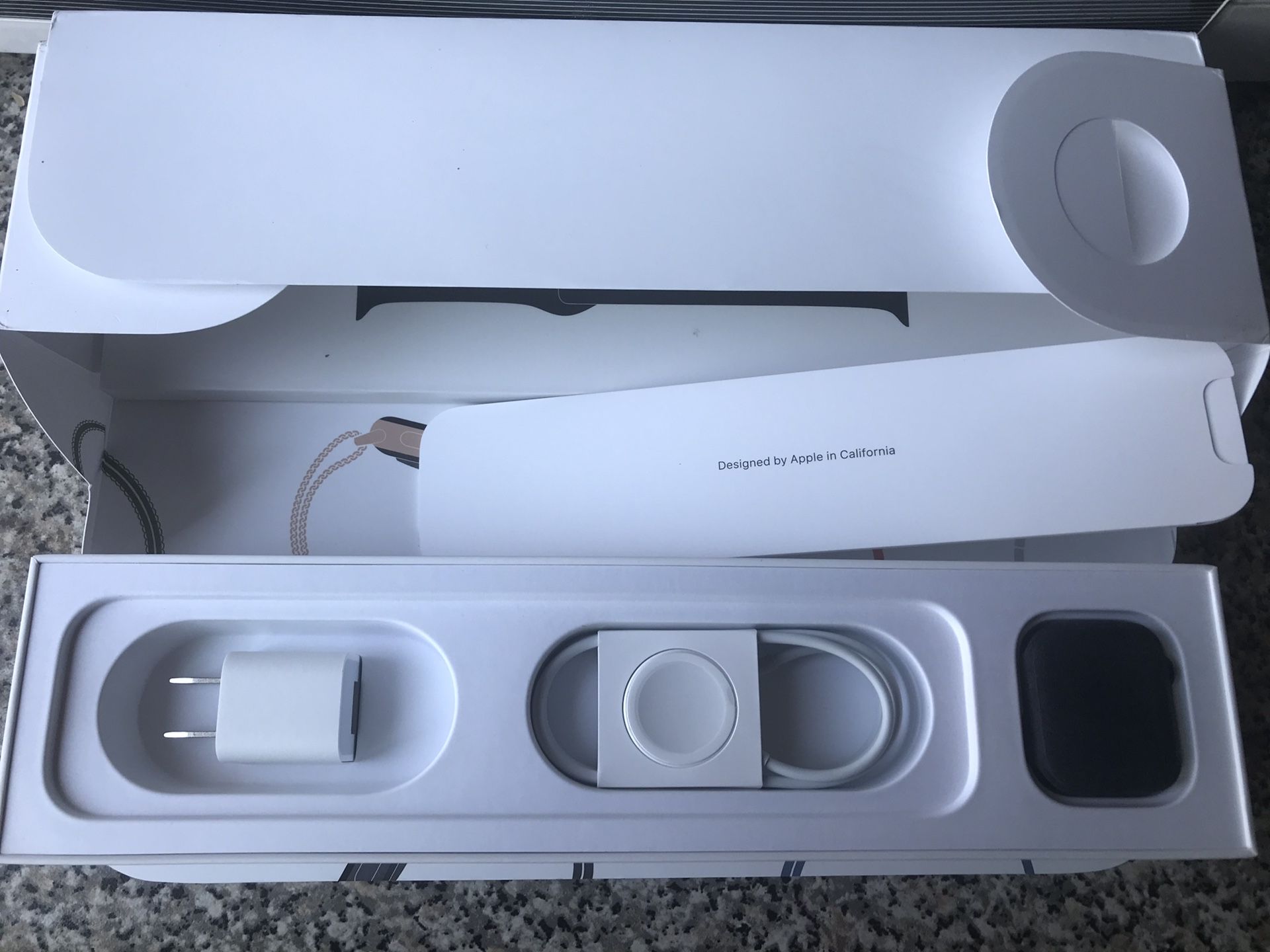 Brand new Apple Watch serious 5 - GPS+Cellular Cheap price $340