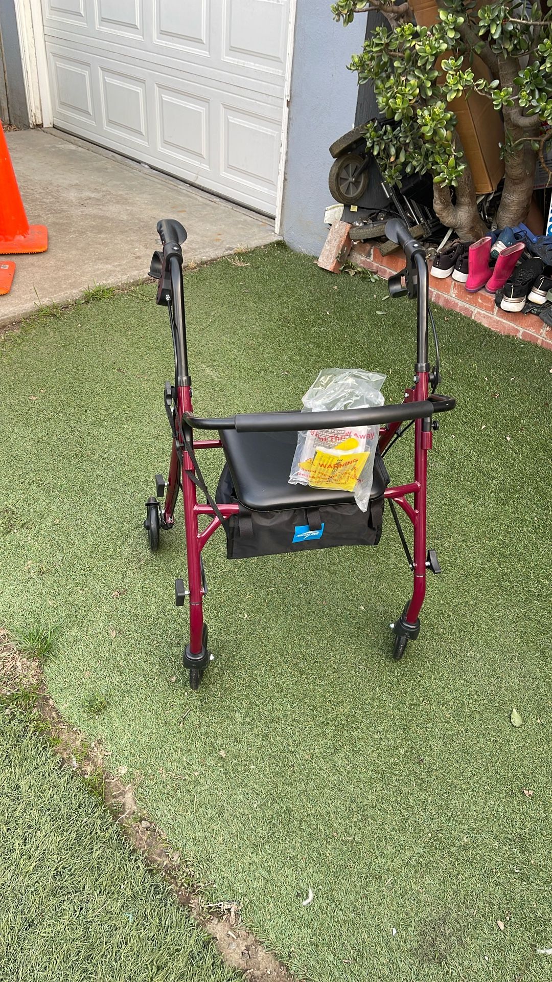 Medline. Medical Supply.