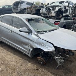 2020 hyundai elantra parts only