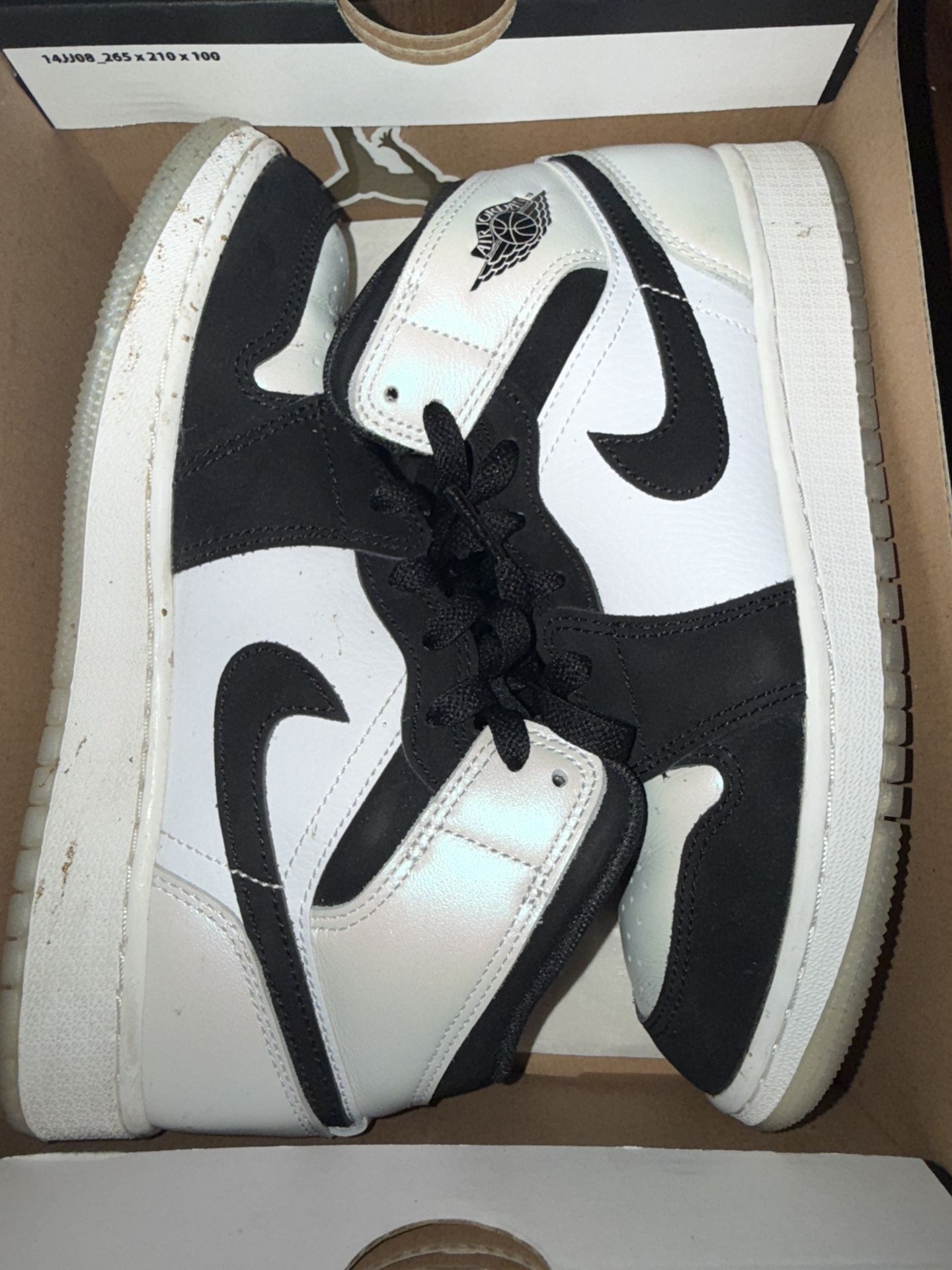 Jordan 1 Mid