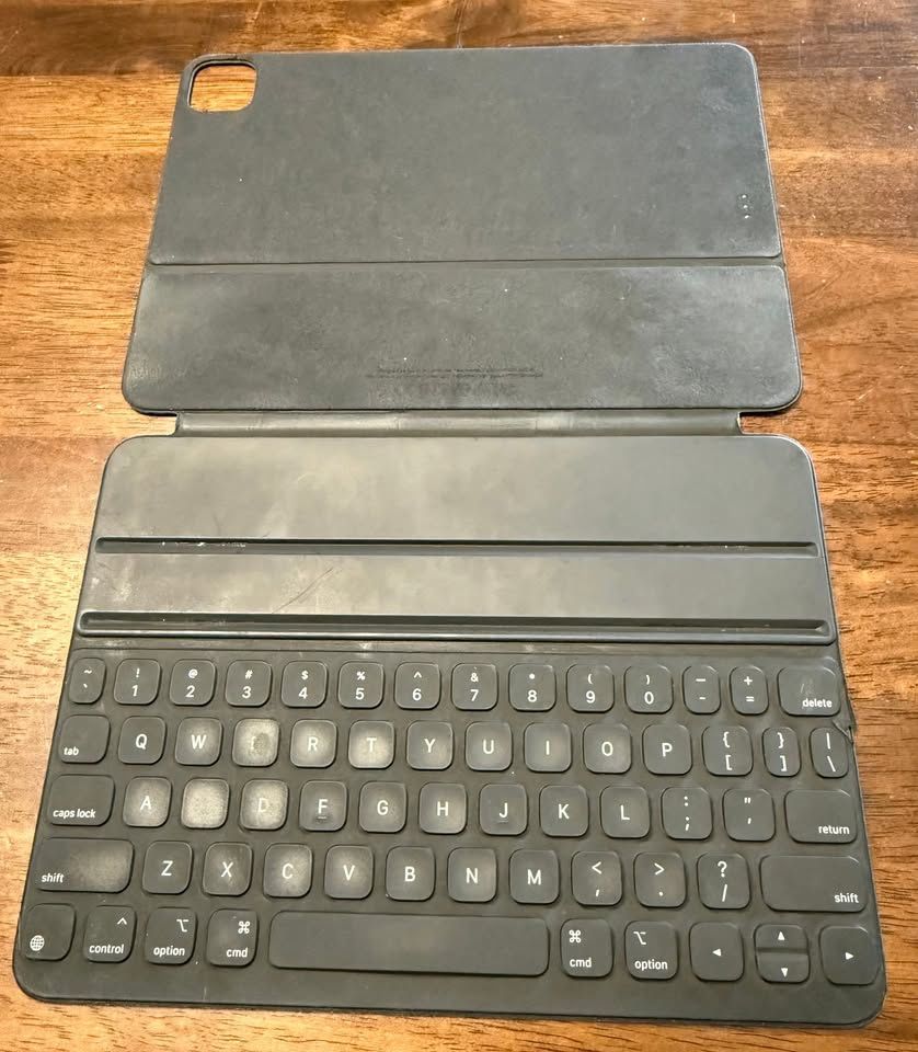 Apple Smart Folio Keyboard for iPad Air & Pro