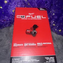 Milwaukee Fuel 3” Compact Cut Out Tool M12
