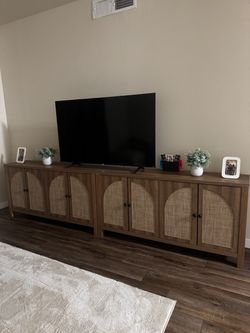 TV STAND