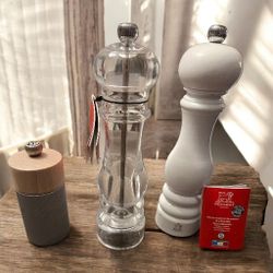 Peugeot Salt & Pepper Mill Set - France