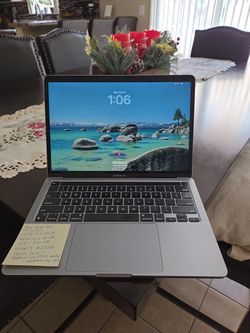 Mac BOOK PRO Model A2338