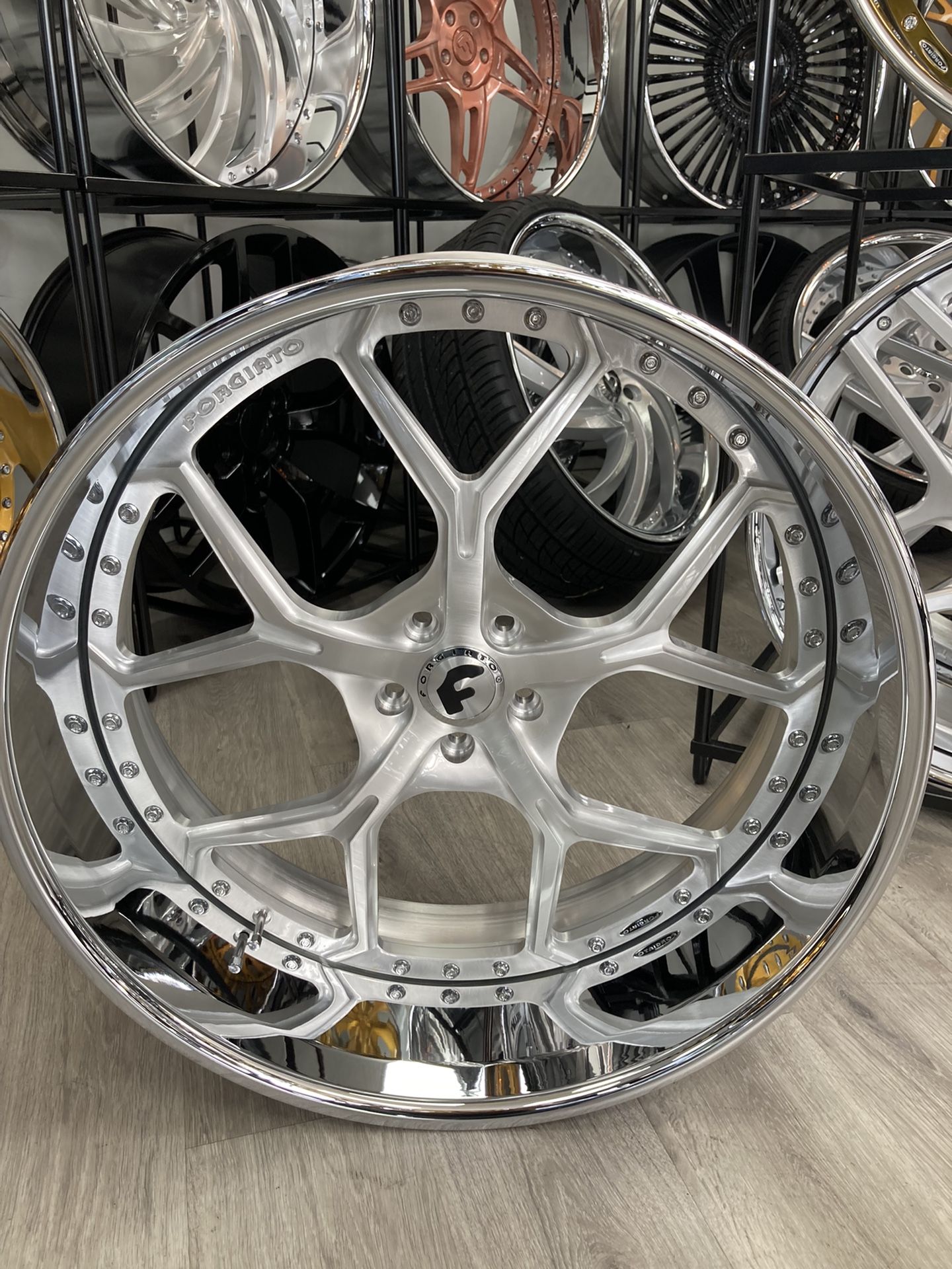 24 INCH FORGIATO QUADRI WHEELS : WIDEBODY CHARGER AND CHALLENGER