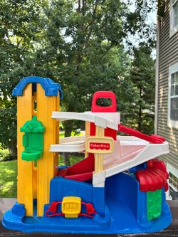 Fisher Price Parking Garage
