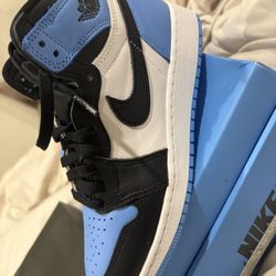 Jordan 1 Retro High Unc Toe Size 5.5y