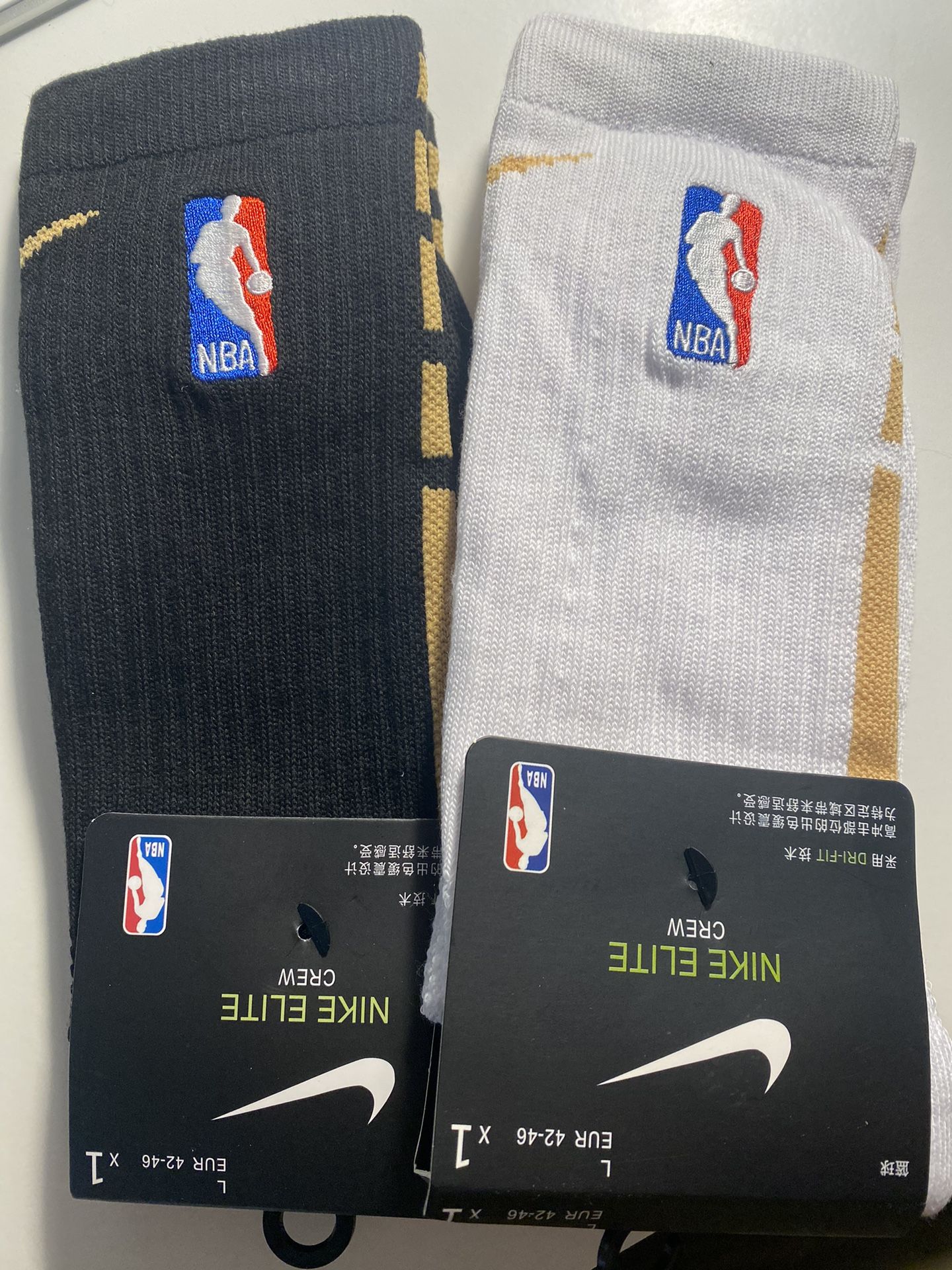 2 Pairs Nike NBA Basketball Elite DriFit Crew Socks White Black Gold