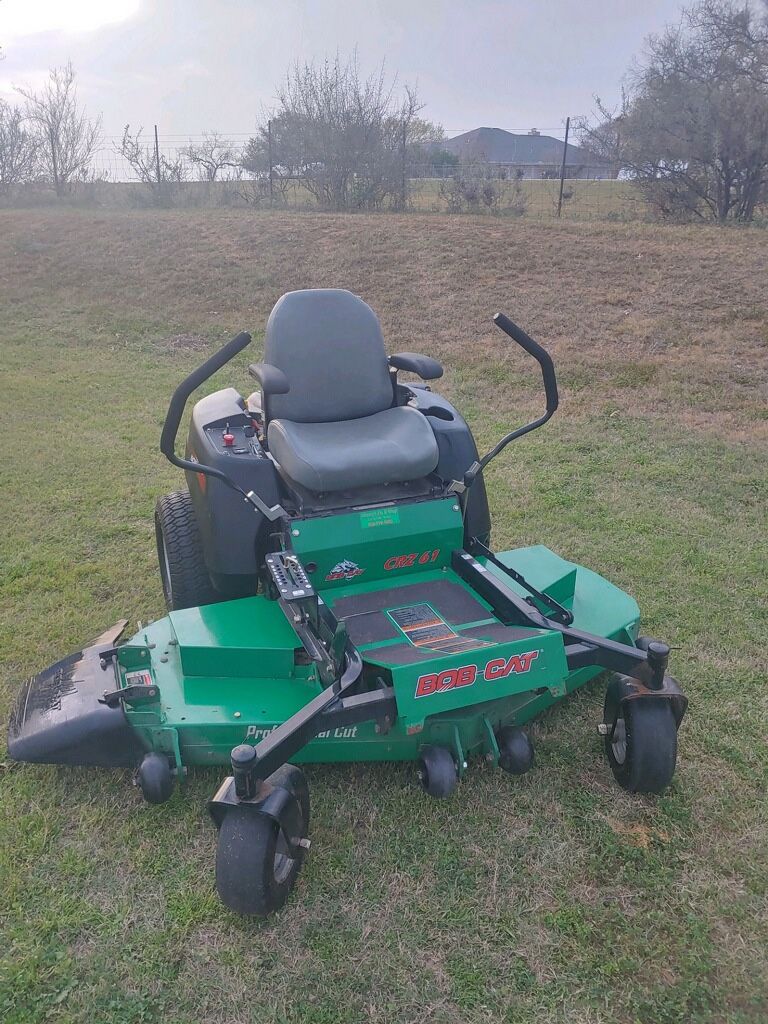 Bobcat CRZ 61 zero turn mower Low Hours for Sale in La Vernia, TX OfferUp