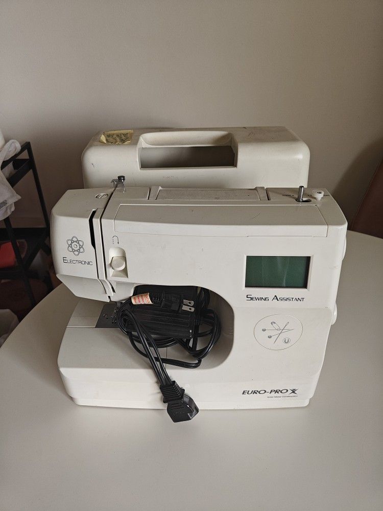 Euro Pro 9025 Sewing Machine