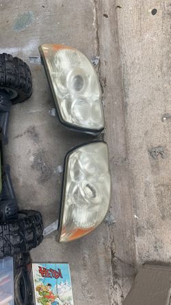 Toyota 4Runner headlights