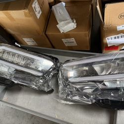 Toyota 2020-2023 Tacoma Headlight Assembly Limited/TRD Off-Road/TRD Sport Full LED Right&Left Side DOT TO(contact info removed), TO(contact info remov