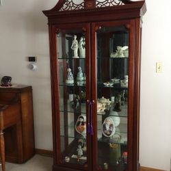 Curio Cabinet With Interior Lights 