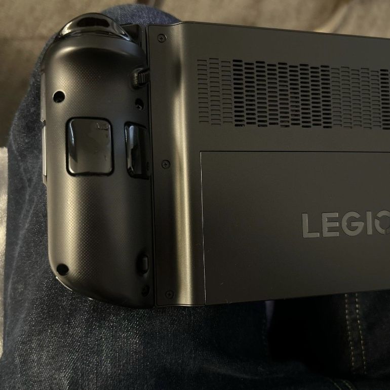 (1tb Version) Lenovo Legion Go 
