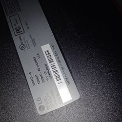 32 inch LG monitor
