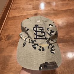 Woman’s St Louis Cardinals Baseball Hat Shipping Available 