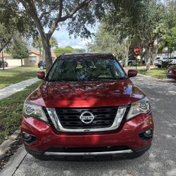 2017 Nissan Pathfinder