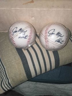 Catfish hunters autographed baseballs