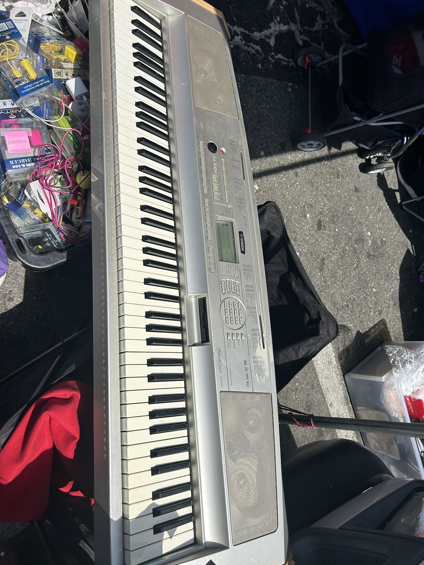 Yamaha DGX-500 Portable Piano