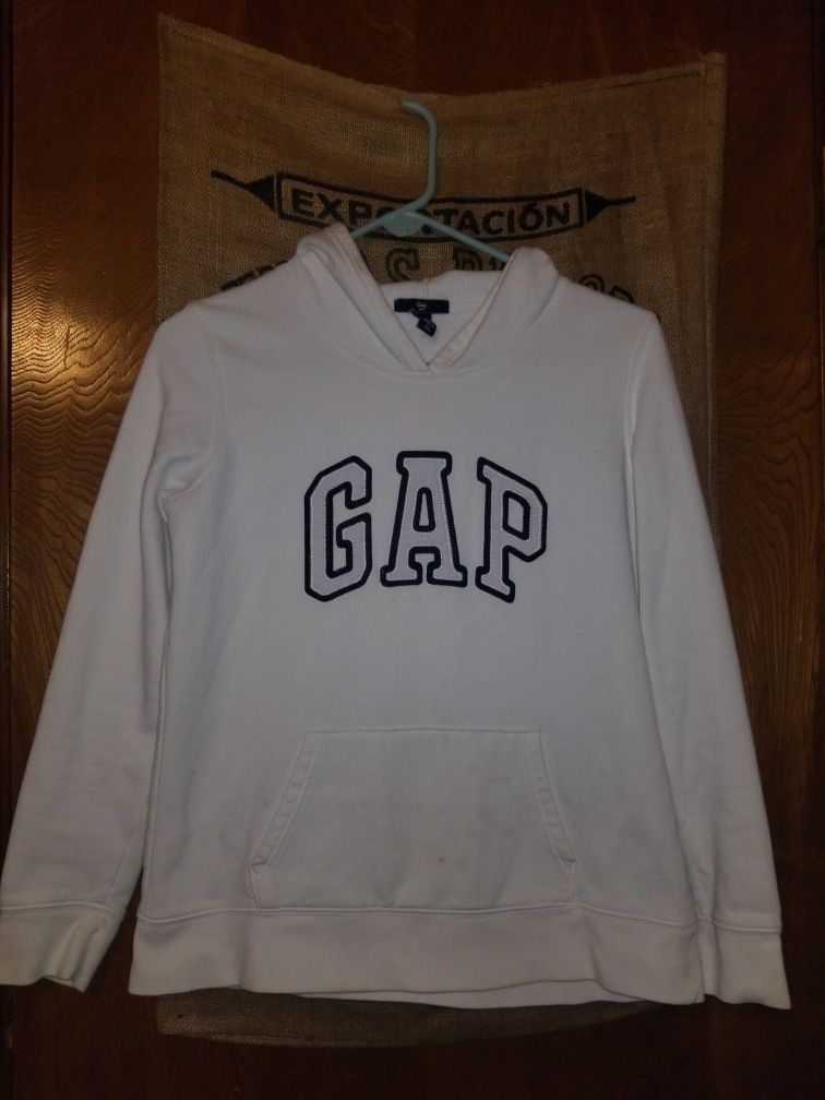 White Gap Hoodie for Sale in Mustang, OK - OfferUp