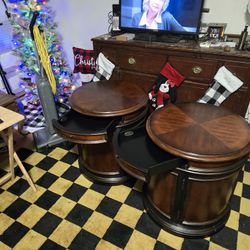 Round 24" HOOKER Furniture NIGHT  STAND