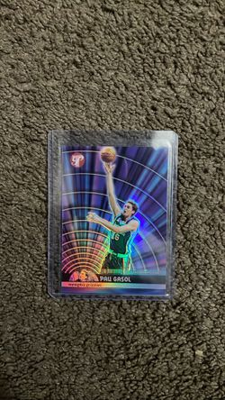 Pau Gasol Rookie Card (Numbered)