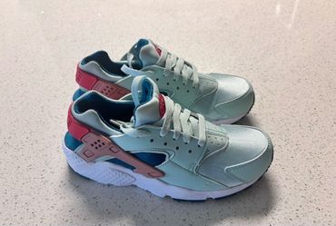 Nike huaraches