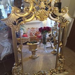 Beautiful  Maple Gold Tone Mirror Simply Beautiful. 
