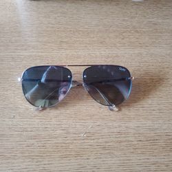 QUAY Sunglasses HIGH KEY Rimless 126