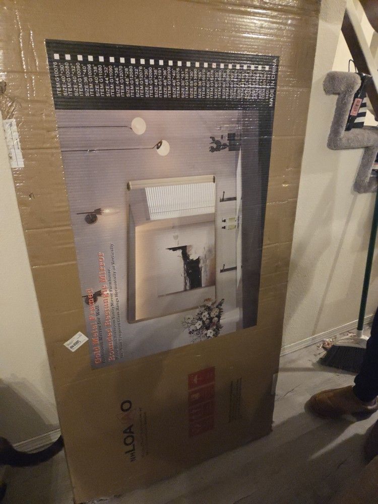 Beautiful Bathroom Mirror In Box 80 Obo