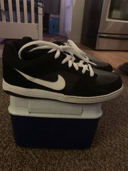 Nike shoes
