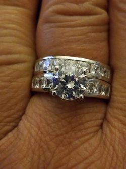 Women's round cut Diamond simulated wedding engagement promises ring sets size 9.0