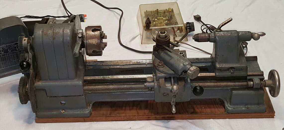 Sears Craftsman Vintage Metal Lathe 109.20630 with Many Accessories for