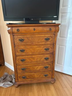 Free 5 piece bedroom set