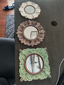 Small ceramic mirrors