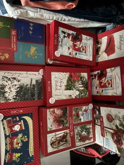 13 Christmas Holiday Greeting Cards 16 Per Box