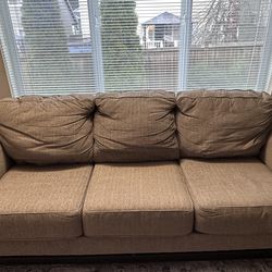 2 pairs of sofas 3 seater each