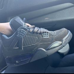 Jordan 4 Black Cat