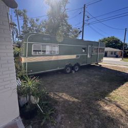 Mid 1970 Camper Holiday Rambler 