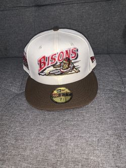 Bisons Hat MLB Brand New Never Been Worn 7 1/2 New Era 