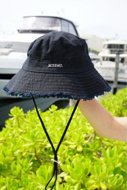 hat