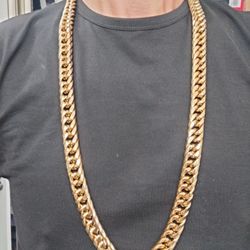 Gold Cuban Chain Necklace 36"