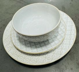 Forbenta Lena Dinnerware Set of 12 Pieces Plates Bowls NEW $60 Embossed Ceramic