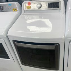 LG Electric Dryer 